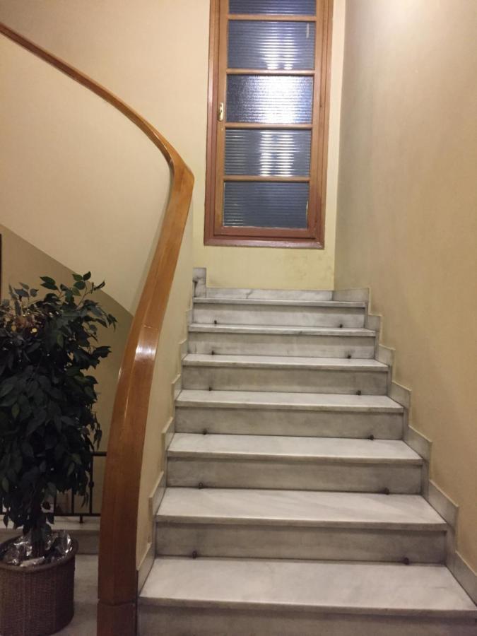Dimitras Apartment アテネ エクステリア 写真